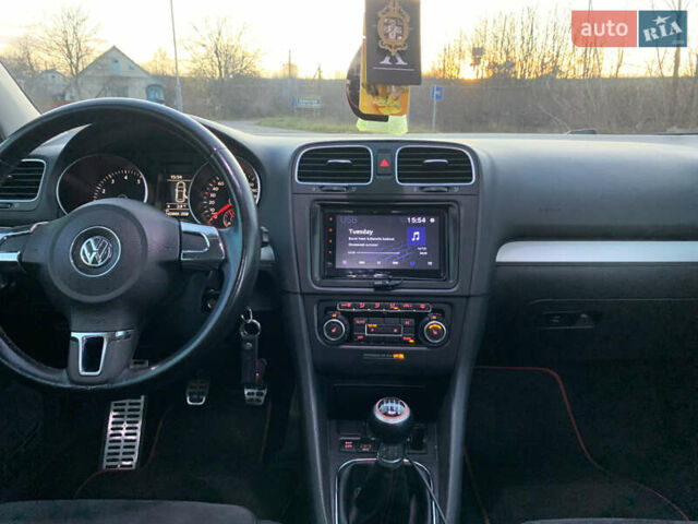 Серый Фольксваген Гольф, объемом двигателя 1.39 л и пробегом 242 тыс. км за 9999 $, фото 20 на Automoto.ua