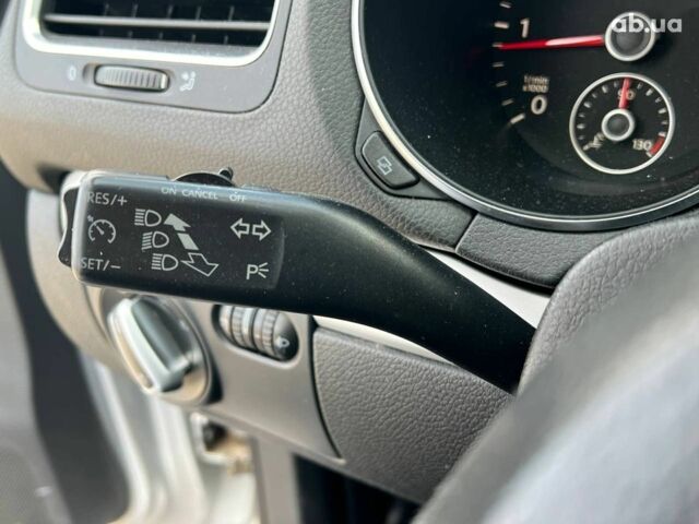 Сірий Фольксваген Гольф, об'ємом двигуна 1.6 л та пробігом 262 тис. км за 8440 $, фото 23 на Automoto.ua