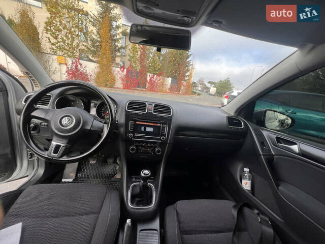 Серый Фольксваген Гольф, объемом двигателя 1.97 л и пробегом 220 тыс. км за 7199 $, фото 13 на Automoto.ua