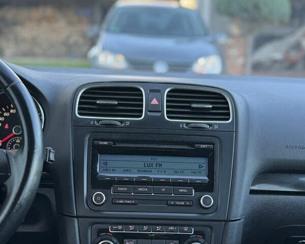 Сірий Фольксваген Гольф, об'ємом двигуна 1.6 л та пробігом 207 тис. км за 7790 $, фото 19 на Automoto.ua