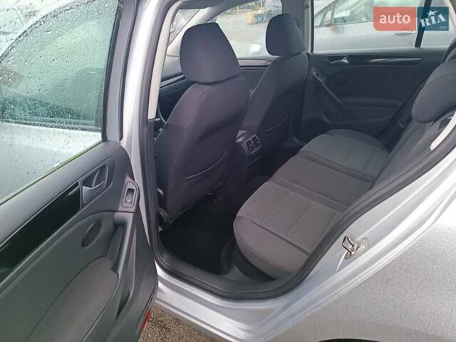 Серый Фольксваген Гольф, объемом двигателя 1.4 л и пробегом 171 тыс. км за 8400 $, фото 11 на Automoto.ua