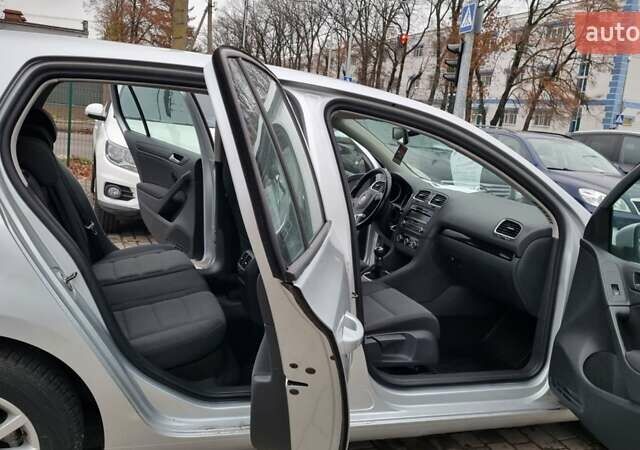 Сірий Фольксваген Гольф, об'ємом двигуна 1.39 л та пробігом 195 тис. км за 7200 $, фото 6 на Automoto.ua