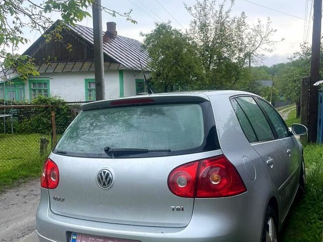 Сірий Фольксваген Гольф, об'ємом двигуна 1.4 л та пробігом 200 тис. км за 4999 $, фото 5 на Automoto.ua