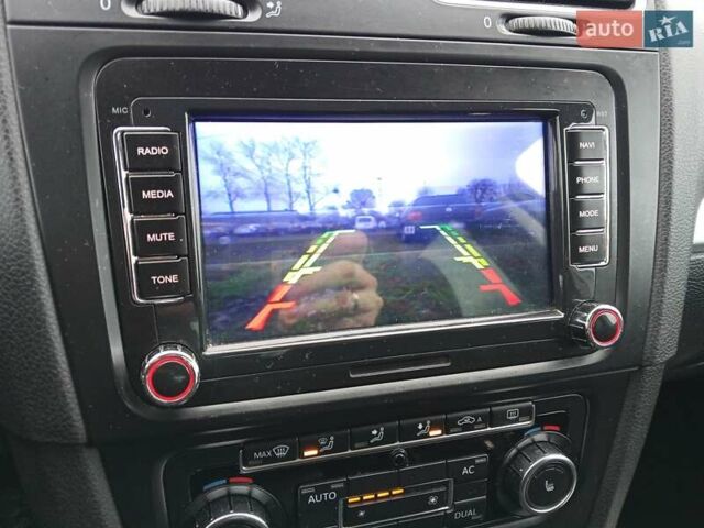 Серый Фольксваген Гольф, объемом двигателя 1.39 л и пробегом 235 тыс. км за 6500 $, фото 14 на Automoto.ua