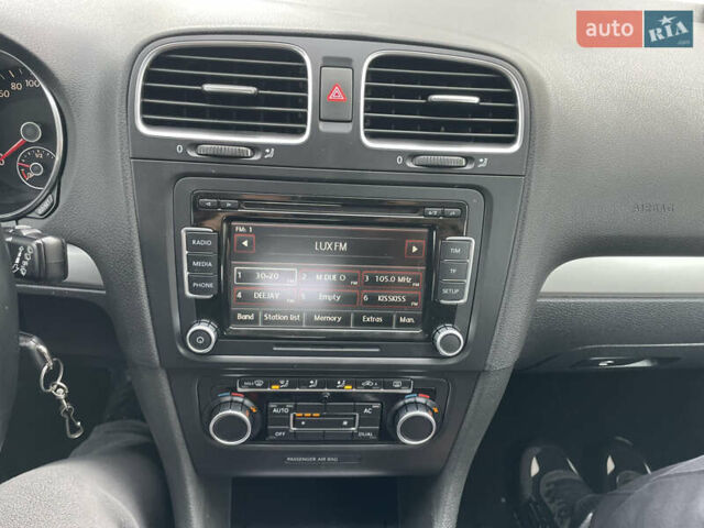 Серый Фольксваген Гольф, объемом двигателя 1.4 л и пробегом 167 тыс. км за 8000 $, фото 26 на Automoto.ua