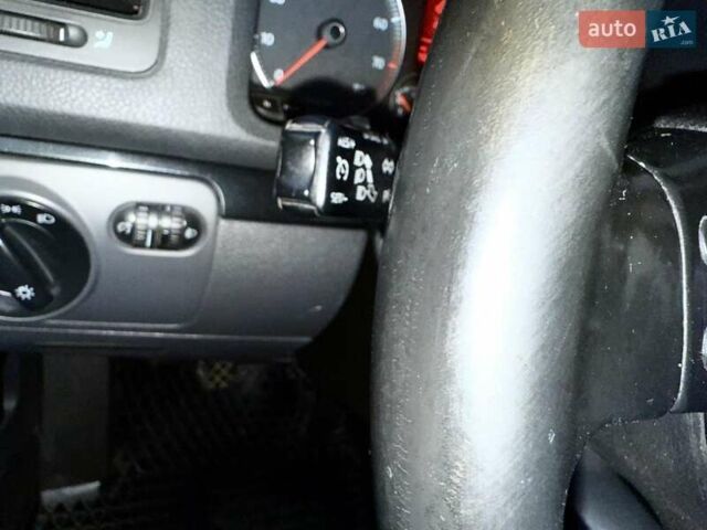 Серый Фольксваген Гольф, объемом двигателя 1.4 л и пробегом 170 тыс. км за 5299 $, фото 5 на Automoto.ua