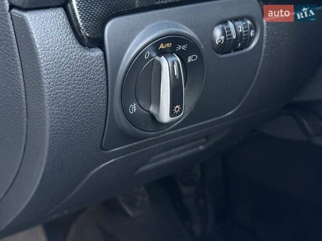 Серый Фольксваген Гольф, объемом двигателя 1.39 л и пробегом 244 тыс. км за 6950 $, фото 18 на Automoto.ua