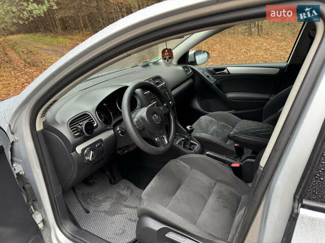 Серый Фольксваген Гольф, объемом двигателя 1.39 л и пробегом 213 тыс. км за 7200 $, фото 28 на Automoto.ua