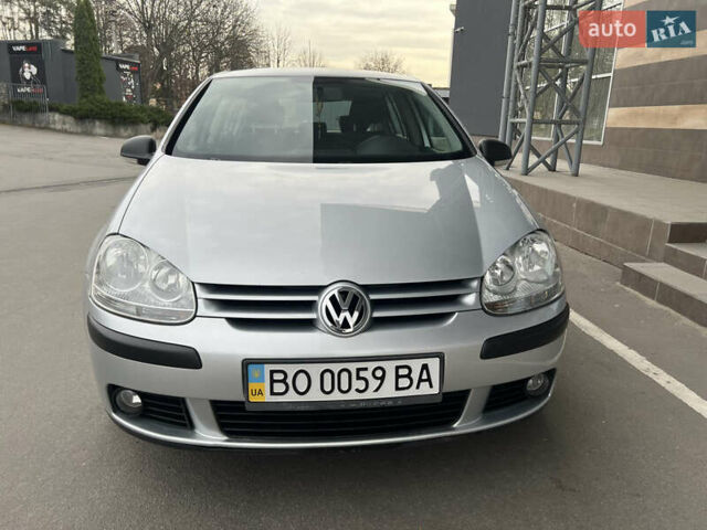 Серый Фольксваген Гольф, объемом двигателя 1.6 л и пробегом 98 тыс. км за 8100 $, фото 29 на Automoto.ua