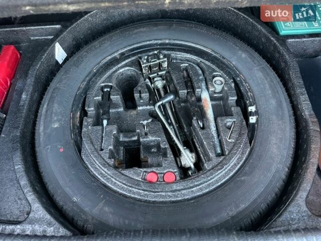 Сірий Фольксваген Гольф, об'ємом двигуна 1.39 л та пробігом 190 тис. км за 7800 $, фото 104 на Automoto.ua