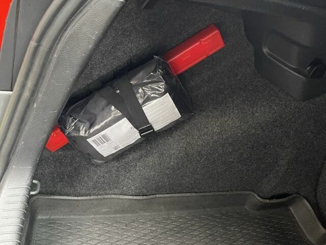 Серый Фольксваген Гольф, объемом двигателя 1.4 л и пробегом 216 тыс. км за 6999 $, фото 13 на Automoto.ua