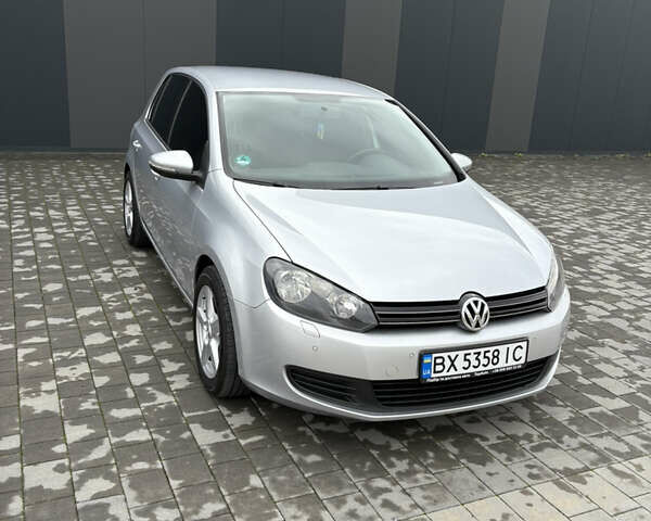 Серый Фольксваген Гольф, объемом двигателя 1.6 л и пробегом 216 тыс. км за 7700 $, фото 4 на Automoto.ua