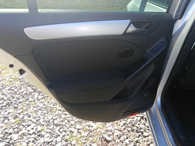 Фольксваген Гольф 2009 у Луцьку на Automoto.ua Сірий Фольксваген Гольф, об'ємом двигуна 1.4 л та пробігом 234 тис. км за 6800 $, фото 13 на Automoto.ua