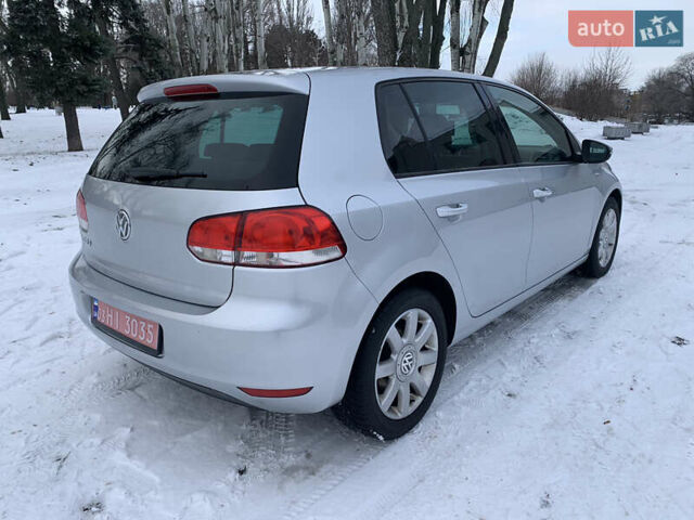 Серый Фольксваген Гольф, объемом двигателя 1.4 л и пробегом 265 тыс. км за 7500 $, фото 6 на Automoto.ua