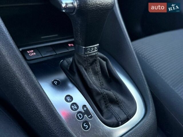 Сірий Фольксваген Гольф, об'ємом двигуна 1.39 л та пробігом 190 тис. км за 7800 $, фото 61 на Automoto.ua