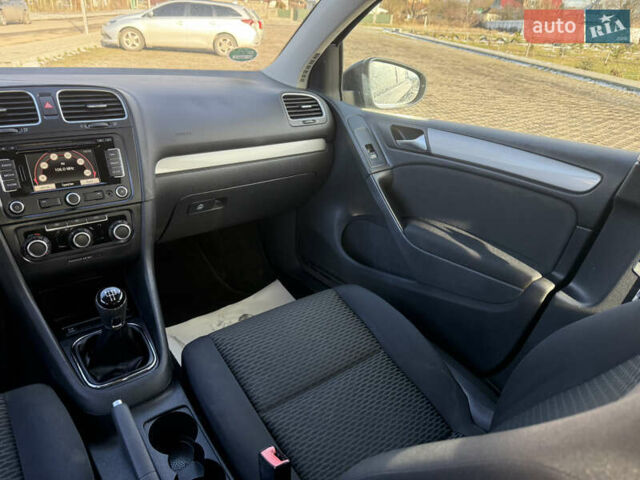 Сірий Фольксваген Гольф, об'ємом двигуна 1.4 л та пробігом 266 тис. км за 5400 $, фото 10 на Automoto.ua