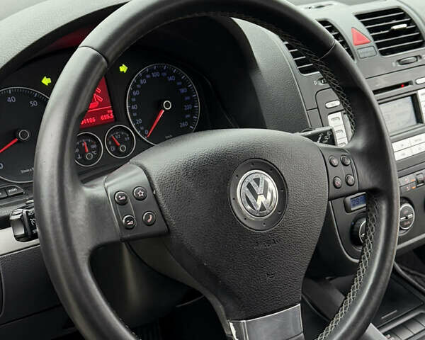 Серый Фольксваген Гольф, объемом двигателя 1.4 л и пробегом 204 тыс. км за 6350 $, фото 35 на Automoto.ua