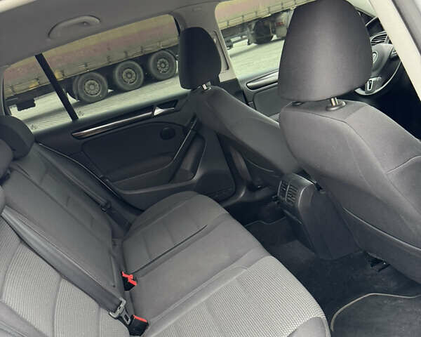 Серый Фольксваген Гольф, объемом двигателя 1.39 л и пробегом 165 тыс. км за 7799 $, фото 24 на Automoto.ua