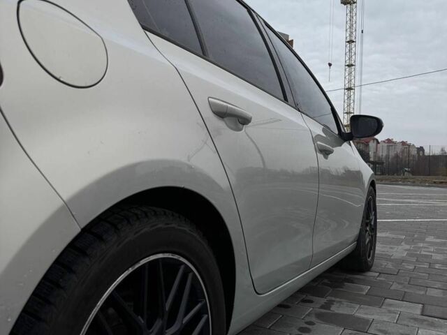 Серый Фольксваген Гольф, объемом двигателя 1.6 л и пробегом 261 тыс. км за 7850 $, фото 4 на Automoto.ua