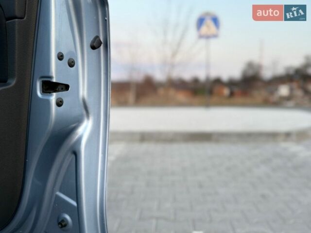 Сірий Фольксваген Гольф, об'ємом двигуна 1.39 л та пробігом 190 тис. км за 7800 $, фото 88 на Automoto.ua