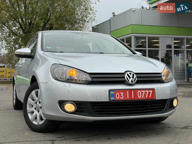Серый Фольксваген Гольф, объемом двигателя 1.6 л и пробегом 222 тыс. км за 7999 $, фото 7 на Automoto.ua
