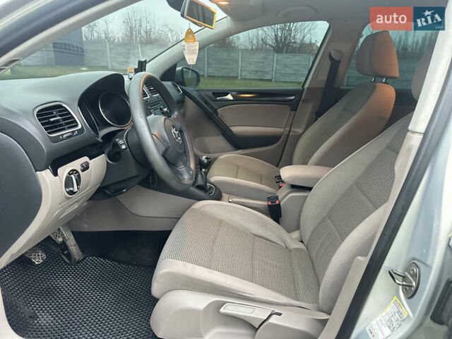 Серый Фольксваген Гольф, объемом двигателя 1.97 л и пробегом 284 тыс. км за 7677 $, фото 8 на Automoto.ua