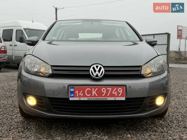 Серый Фольксваген Гольф, объемом двигателя 1.6 л и пробегом 208 тыс. км за 7999 $, фото 12 на Automoto.ua