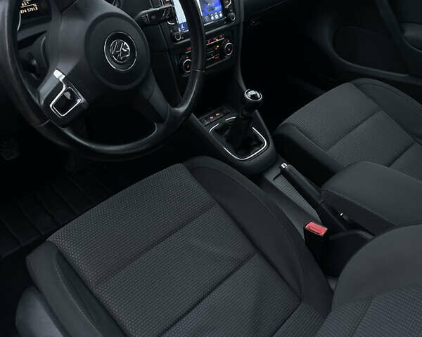 Серый Фольксваген Гольф, объемом двигателя 1.4 л и пробегом 203 тыс. км за 8200 $, фото 41 на Automoto.ua