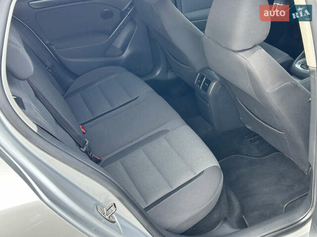 Серый Фольксваген Гольф, объемом двигателя 1.4 л и пробегом 231 тыс. км за 8299 $, фото 17 на Automoto.ua