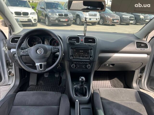 Сірий Фольксваген Гольф, об'ємом двигуна 1.6 л та пробігом 262 тис. км за 8440 $, фото 30 на Automoto.ua