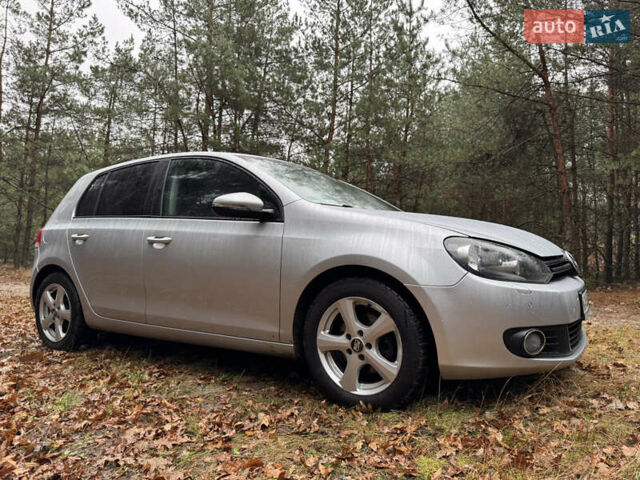 Серый Фольксваген Гольф, объемом двигателя 1.39 л и пробегом 213 тыс. км за 7200 $, фото 5 на Automoto.ua