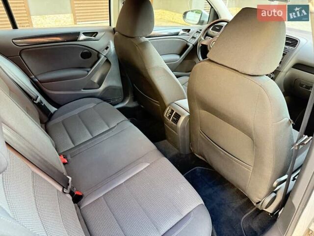 Сірий Фольксваген Гольф, об'ємом двигуна 1.6 л та пробігом 213 тис. км за 7700 $, фото 14 на Automoto.ua