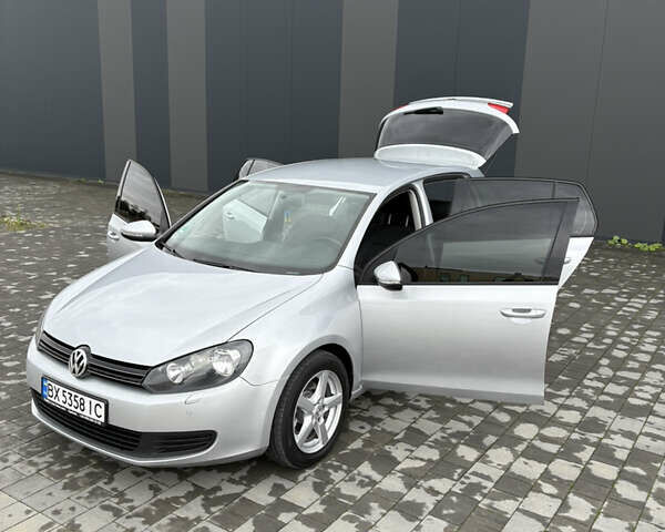 Серый Фольксваген Гольф, объемом двигателя 1.6 л и пробегом 216 тыс. км за 7700 $, фото 27 на Automoto.ua