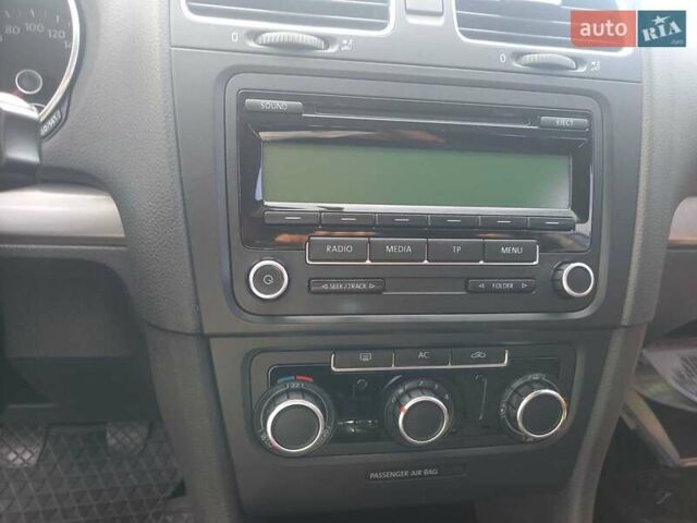 Сірий Фольксваген Гольф, об'ємом двигуна 1.4 л та пробігом 228 тис. км за 6900 $, фото 14 на Automoto.ua