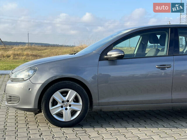 Серый Фольксваген Гольф, объемом двигателя 1.4 л и пробегом 202 тыс. км за 6800 $, фото 6 на Automoto.ua