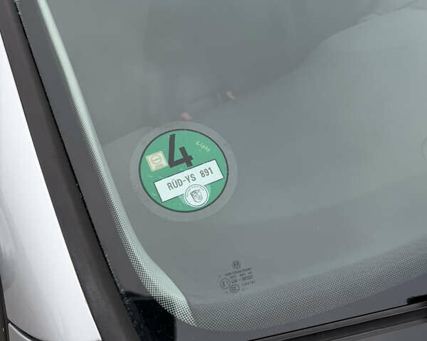 Серый Фольксваген Гольф, объемом двигателя 1.6 л и пробегом 222 тыс. км за 7999 $, фото 22 на Automoto.ua