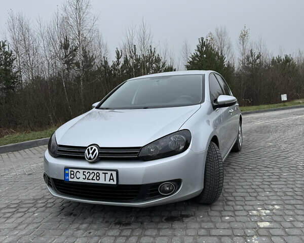 Серый Фольксваген Гольф, объемом двигателя 1.39 л и пробегом 165 тыс. км за 7799 $, фото 2 на Automoto.ua