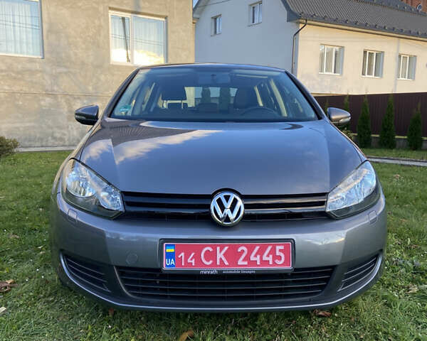 Сірий Фольксваген Гольф, об'ємом двигуна 1.39 л та пробігом 234 тис. км за 7300 $, фото 4 на Automoto.ua
