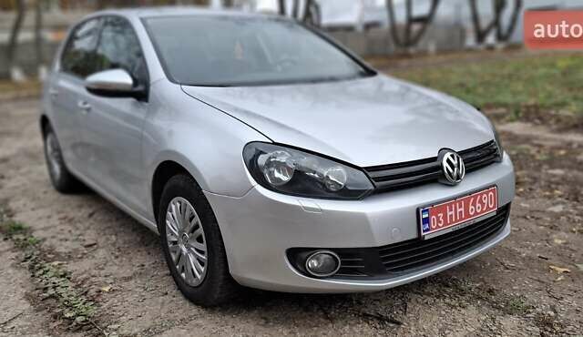 Сірий Фольксваген Гольф, об'ємом двигуна 1.39 л та пробігом 177 тис. км за 6200 $, фото 1 на Automoto.ua