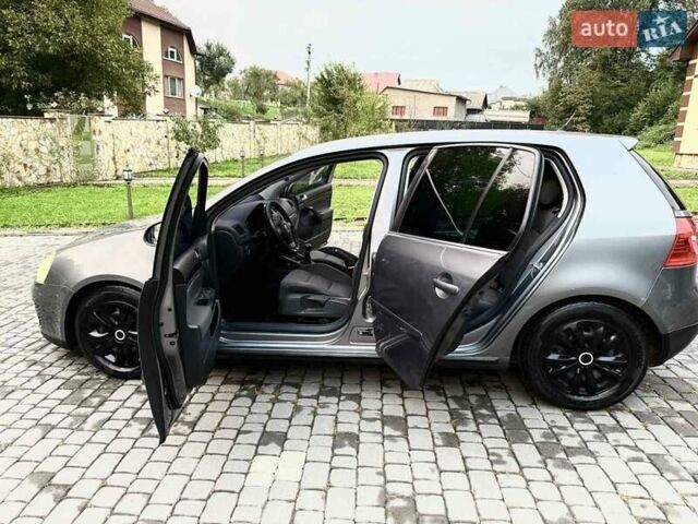 Серый Фольксваген Гольф, объемом двигателя 1.4 л и пробегом 170 тыс. км за 5299 $, фото 16 на Automoto.ua