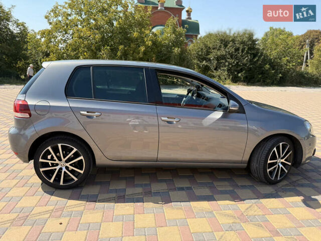 Серый Фольксваген Гольф, объемом двигателя 1.4 л и пробегом 244 тыс. км за 8400 $, фото 1 на Automoto.ua