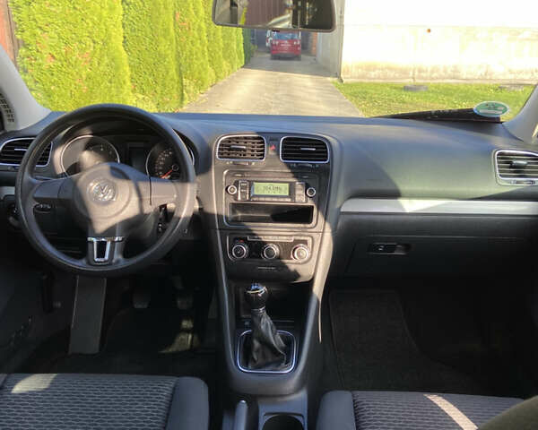 Сірий Фольксваген Гольф, об'ємом двигуна 1.39 л та пробігом 234 тис. км за 7300 $, фото 25 на Automoto.ua