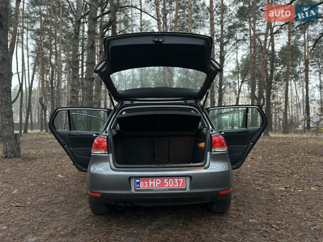 Серый Фольксваген Гольф, объемом двигателя 1.39 л и пробегом 217 тыс. км за 7150 $, фото 20 на Automoto.ua