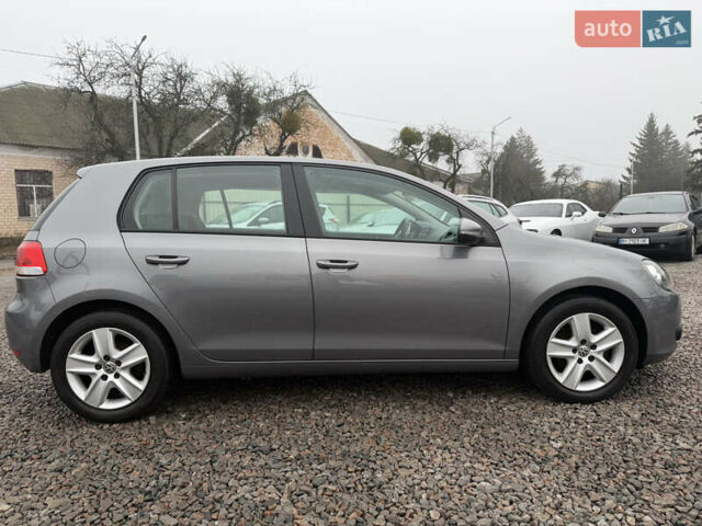 Серый Фольксваген Гольф, объемом двигателя 1.6 л и пробегом 208 тыс. км за 7999 $, фото 18 на Automoto.ua