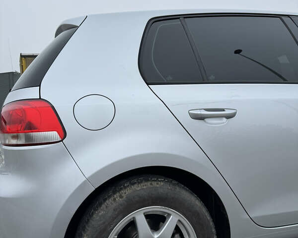 Серый Фольксваген Гольф, объемом двигателя 1.39 л и пробегом 165 тыс. км за 7799 $, фото 11 на Automoto.ua