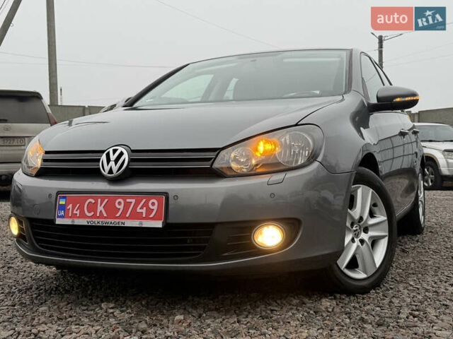 Серый Фольксваген Гольф, объемом двигателя 1.6 л и пробегом 208 тыс. км за 7999 $, фото 3 на Automoto.ua