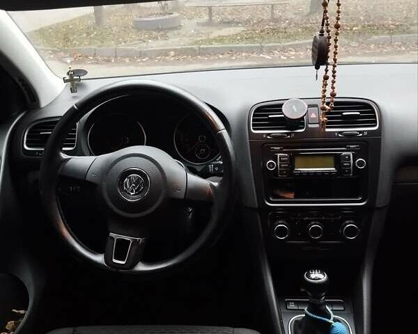 Серый Фольксваген Гольф, объемом двигателя 1.39 л и пробегом 206 тыс. км за 6900 $, фото 9 на Automoto.ua