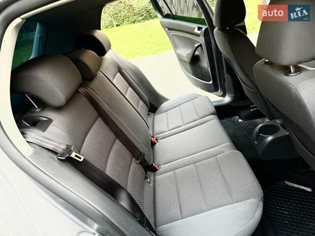 Серый Фольксваген Гольф, объемом двигателя 1.4 л и пробегом 170 тыс. км за 5299 $, фото 23 на Automoto.ua