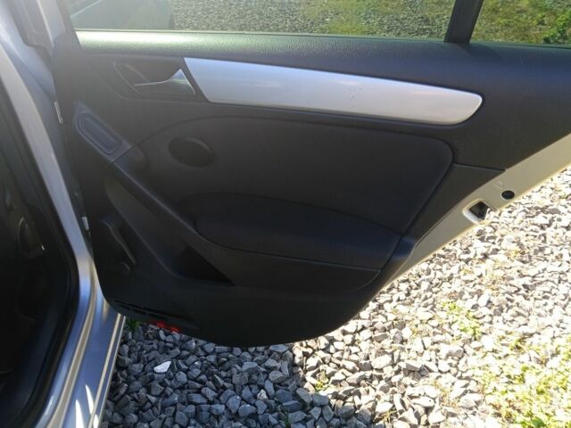 Фольксваген Гольф 2009 у Луцьку на Automoto.ua Сірий Фольксваген Гольф, об'ємом двигуна 1.4 л та пробігом 234 тис. км за 6800 $, фото 9 на Automoto.ua