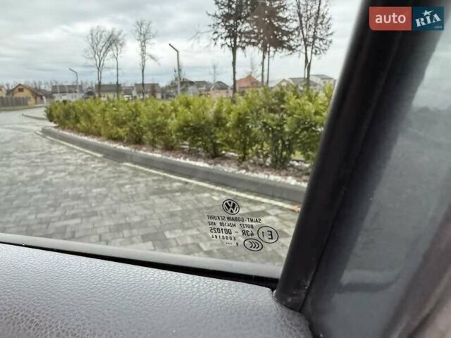 Серый Фольксваген Гольф, объемом двигателя 1.39 л и пробегом 211 тыс. км за 7650 $, фото 51 на Automoto.ua